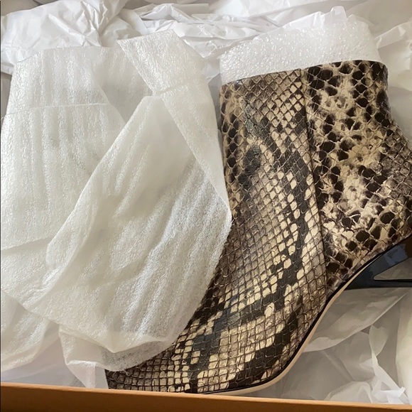 BNWB CULT GAIA SNAKESKIN BOOTIES - Picture 2 of 8